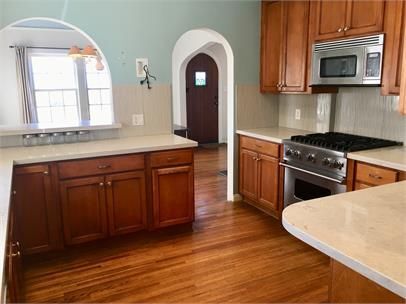 Foto del edificio - 335 Poli St