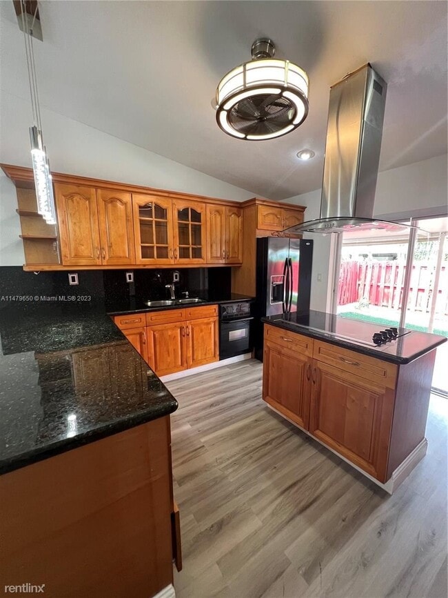 Foto del edificio - 3 br, 2 bath House - 8285 NW 186th St Apt 604