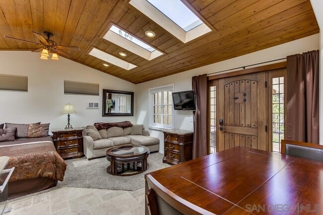 Foto del edificio - 2377 Linwood St