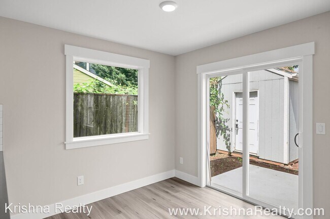 Building Photo - 2 br, 1.5 bath House - 8001 N Woolsey Ave ...