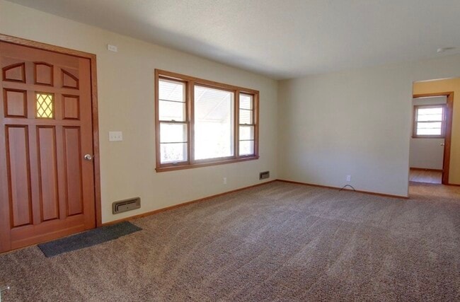 Foto del edificio - 109 Strese Ln