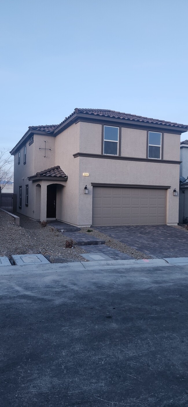 Building Photo - 8944 Juniper Knoll Ave