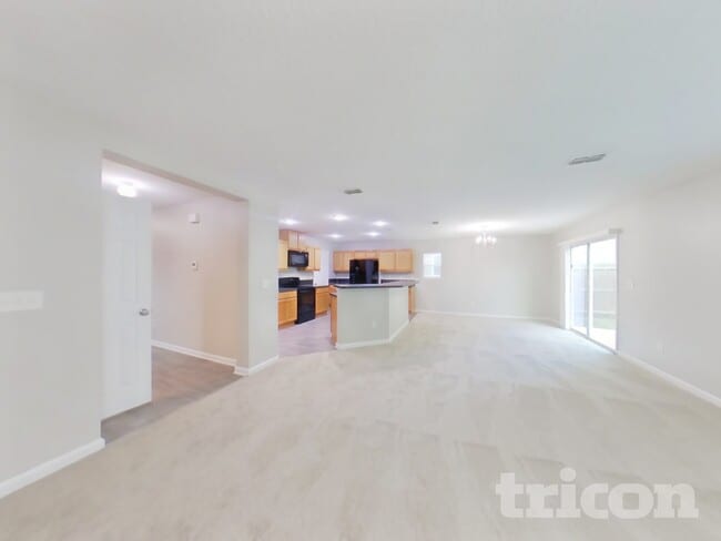 Building Photo - 12034 Alexandra Dr