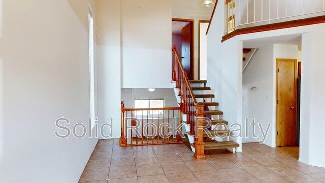 Photo - 935 Greenbrier Dr House