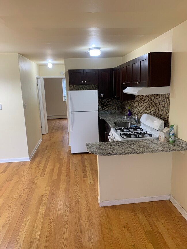Foto del edificio - 8506 Waukegan Rd
