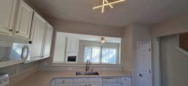 Foto del edificio - 8519 Mount Valley Ln