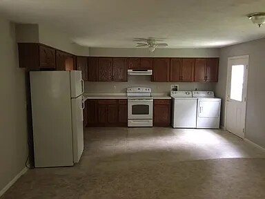 Foto del edificio - 204 W 2nd St