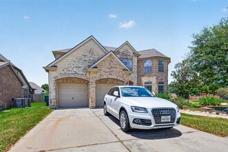 Building Photo - 9735 Lansing Meadows Dr