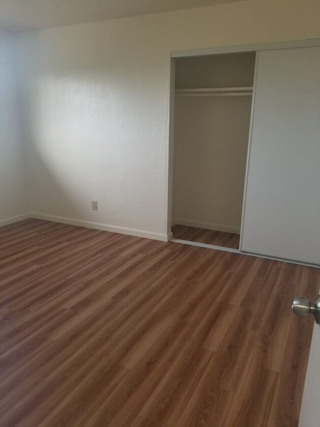 Foto del edificio - 18754 Eisenhower St