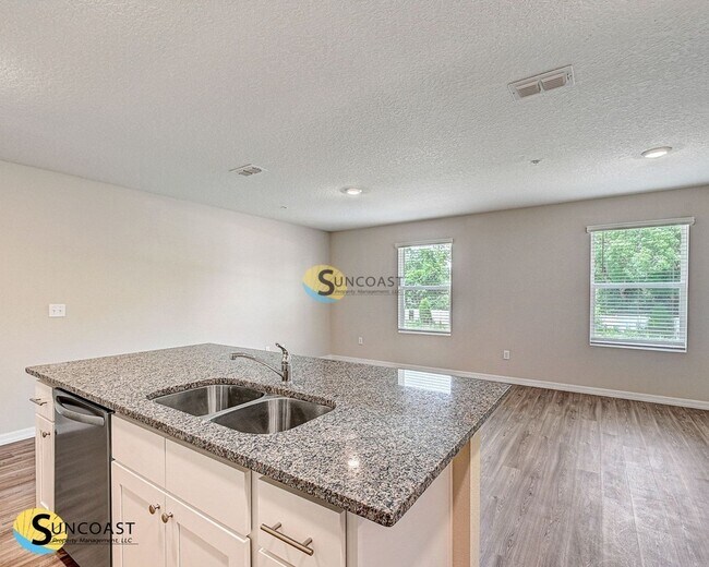 Foto del edificio - 9524 Hood Rd