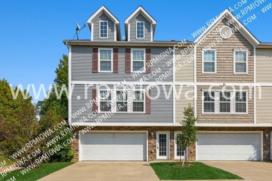 2 BEDROOM 2.5 BATH TOWNHOME IN JOHNSTON - 2 BEDROOM 2.5 BATH  TOWNHOME IN JOHNSTON