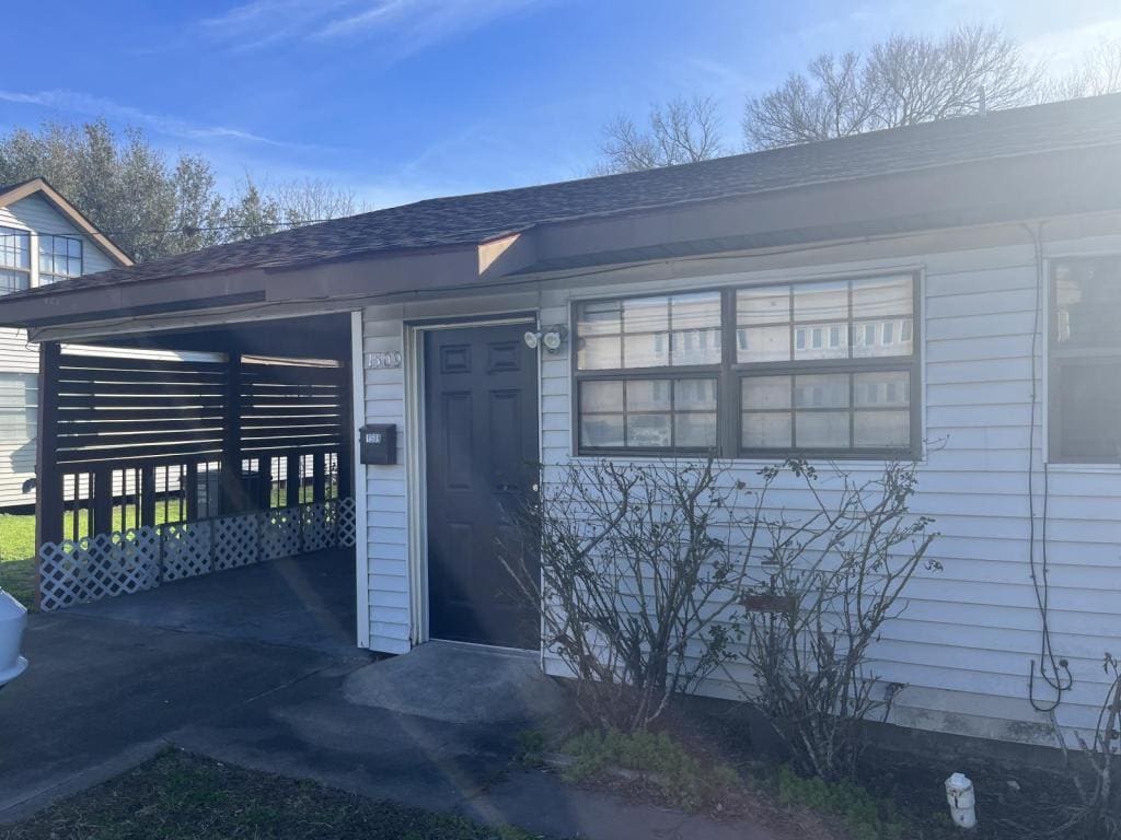 Primary Photo - 1509 E North St