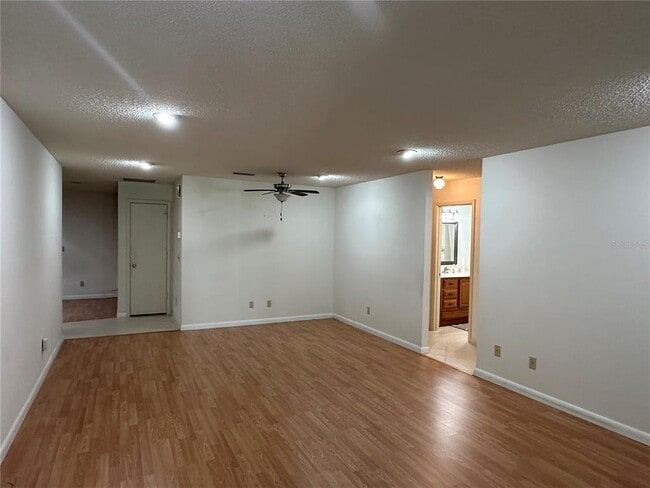 Building Photo - 8420 SW 92 St