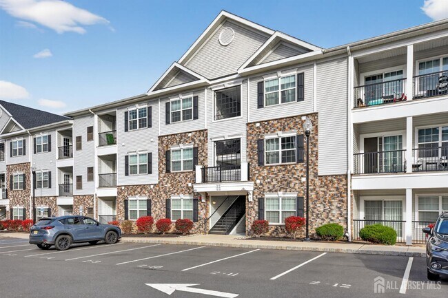 Foto del edificio - 626 Marion Ln