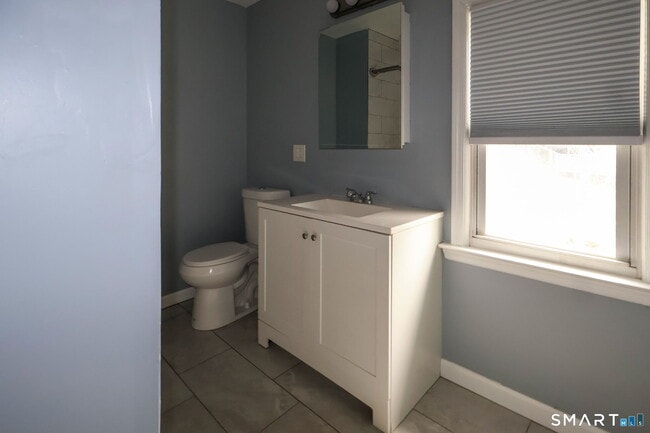 Building Photo - 20 8th St