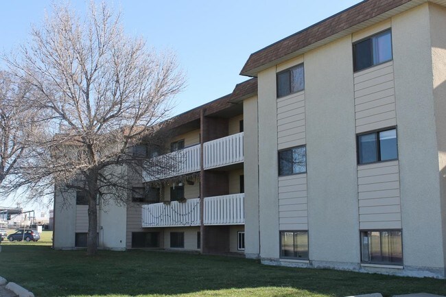 Photo du bâtiment - Sandalwood Place