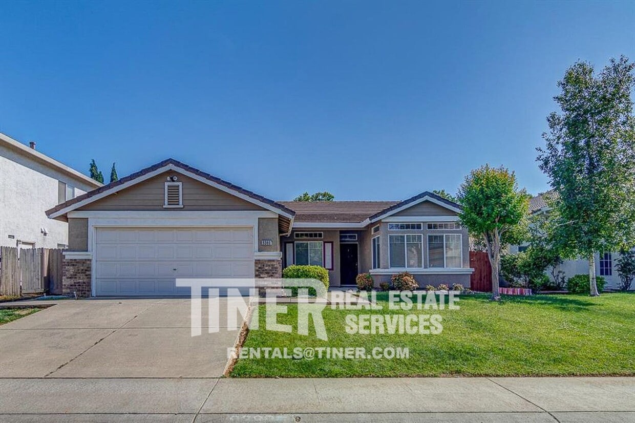 Primary Photo - 3-Bedroom Home with Great Amenities and Ch...