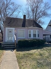 Building Photo - 22241 Lyndon St