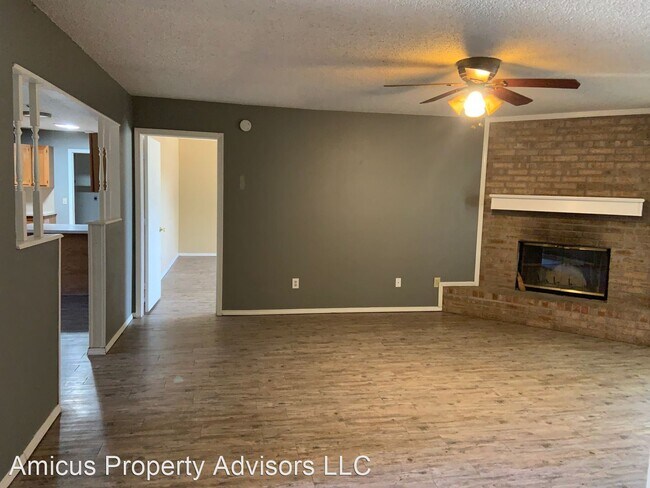 Building Photo - 3 br, 2 bath House - 2411 95th Street