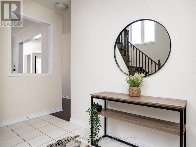 Building Photo - 66 Christy Dr