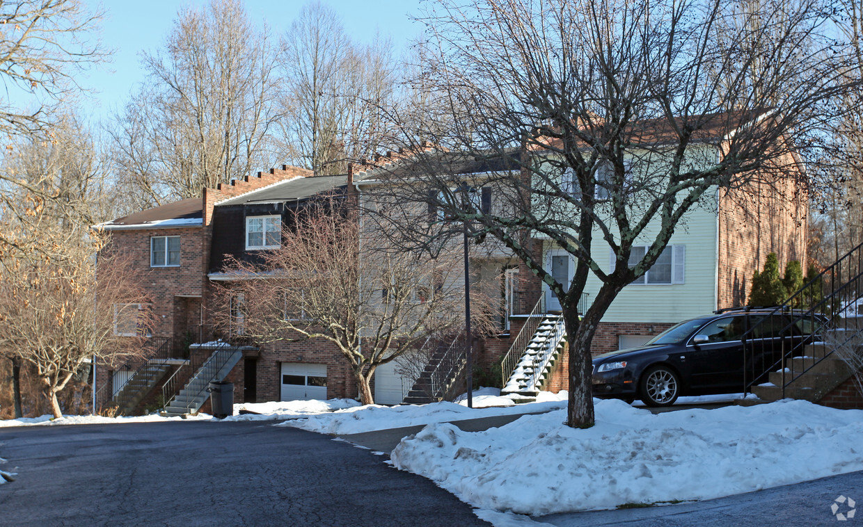 Building Photo - 1575 Smith Rd