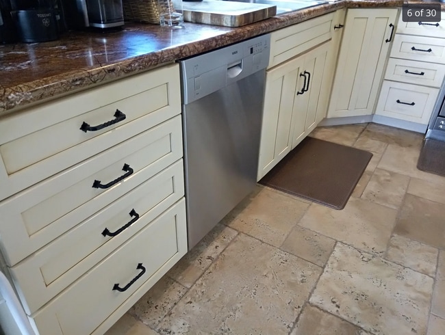 Building Photo - 23 Avenida Lobeiro