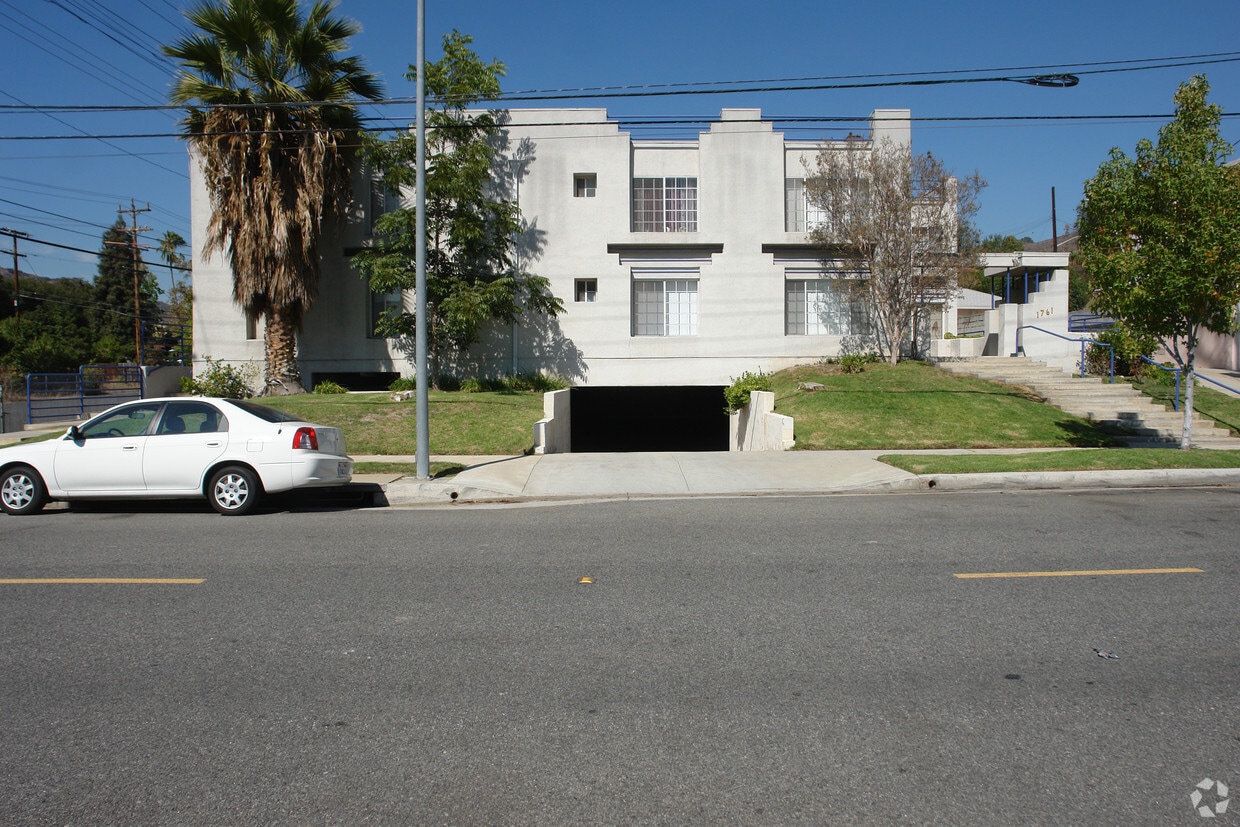 Primary Photo - 1761 Wabasso Way