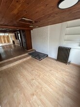 Building Photo - 142 Hamilton St
