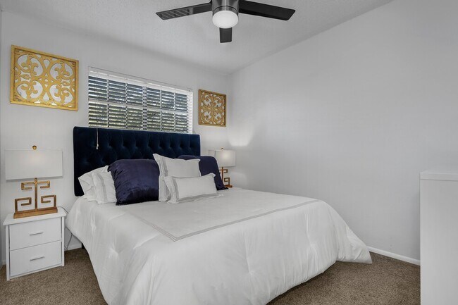 Foto del edificio - Westlake Villas