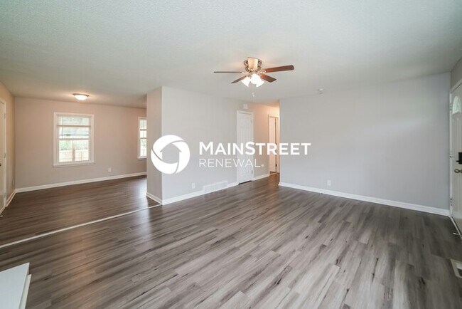 Foto del edificio - 3 Bedroom Pet-Friendly Home in Kansas City...
