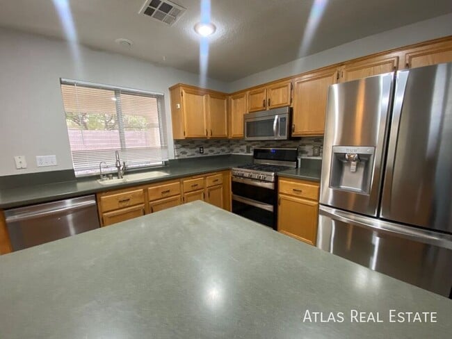 Building Photo - 6246 Apple Orchard Dr