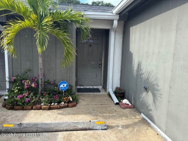 Foto del edificio - 330 S Orlando Ave