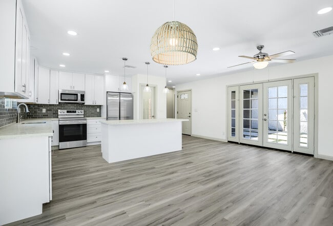 Building Photo - 53110 Avenida Ramirez