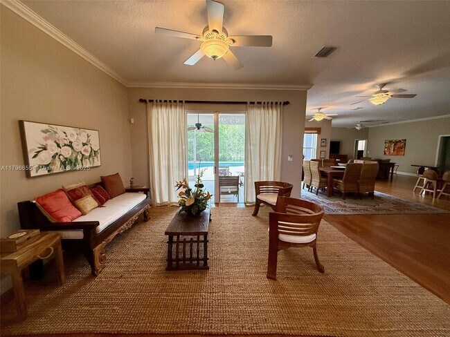 Foto del edificio - 3140 Fairways Dr