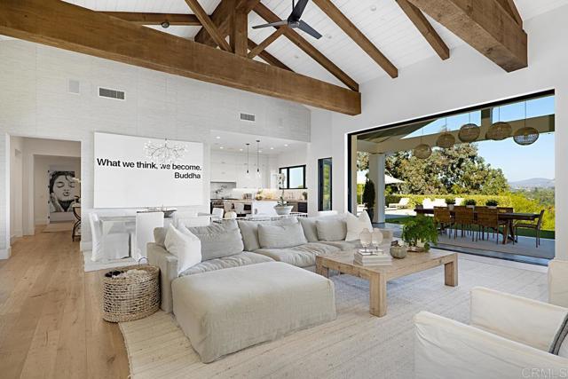 Building Photo - 5508 Avenida Maravillas