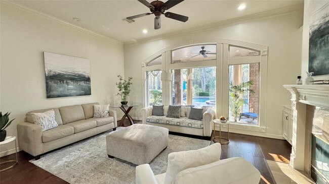 Foto del edificio - 15216 Saddlewood Dr