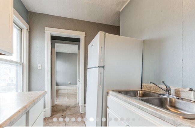 Foto del edificio - 209 N Hickory St