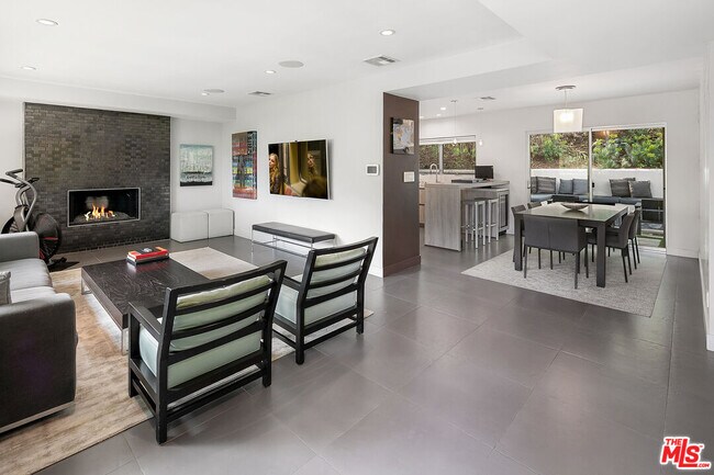 Foto del edificio - 3362 Coy Dr