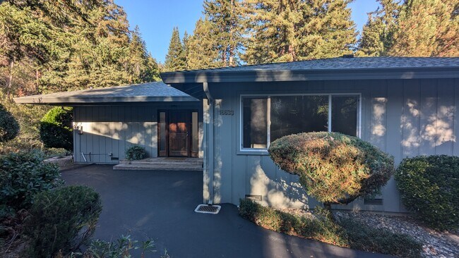 Building Photo - 16633 Big Basin Way