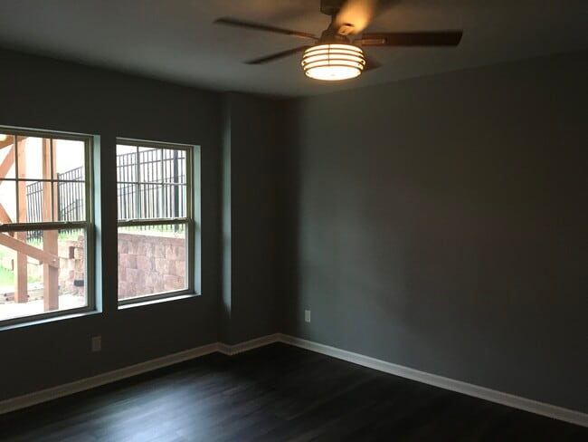 Building Photo - 2908 Historic Cir