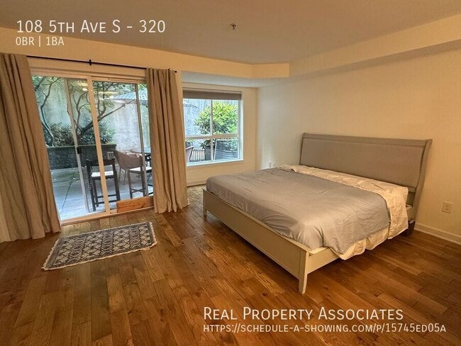 Building Photo - 108 5th Ave S