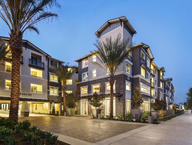 Alder Apartments Northridge Ca Building Photo Alder