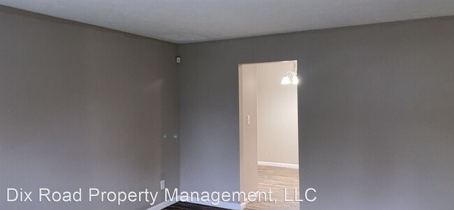 Building Photo - 3 br, 1 bath House - 2401 Roosevelt Avenue,