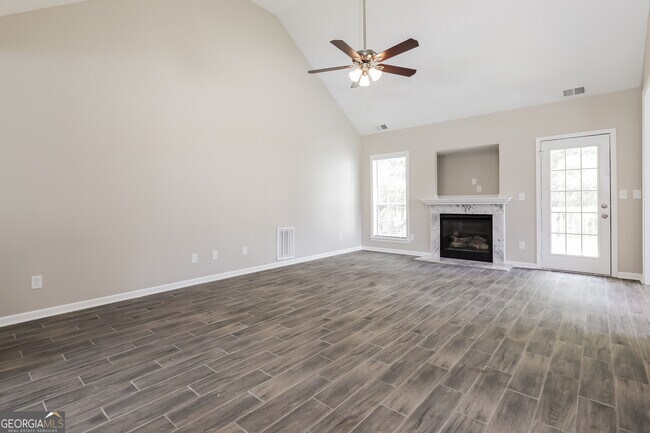 Foto del edificio - 165 Sawgrass Way