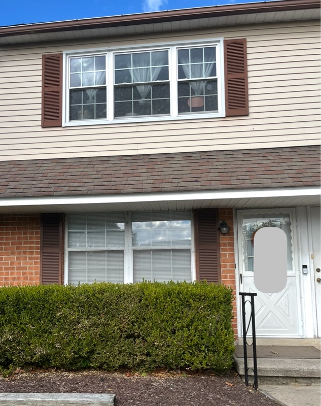 Building Photo - 206 Country Cir