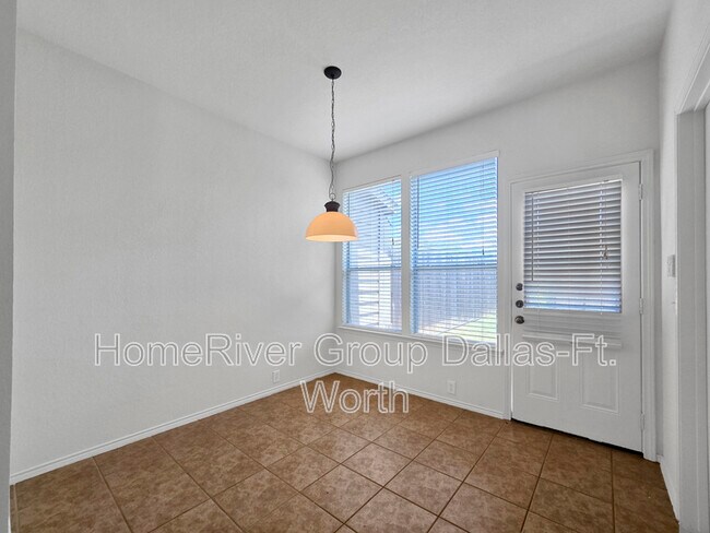 Foto del edificio - 10736 Astor Dr
