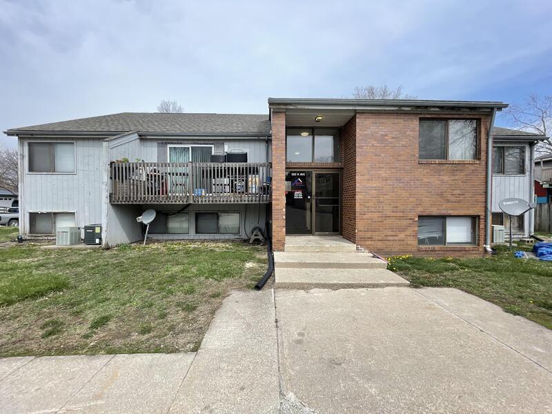 925 R Ave Unit 105, Nevada, IA 50201 Condo for Rent in Nevada, IA