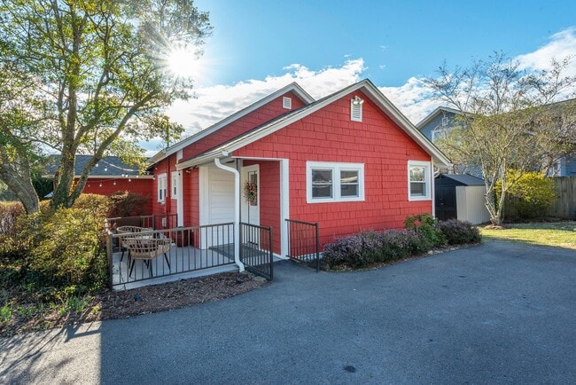 Foto del edificio - Charming Black Mountain Rental!