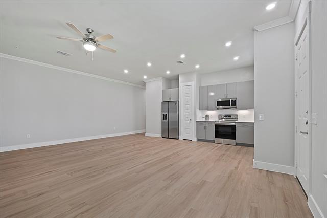 Foto del edificio - 1324 Acacia Dr