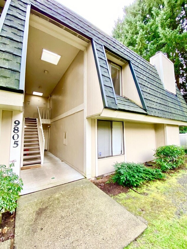 Primary Photo - Great Condo For Rent